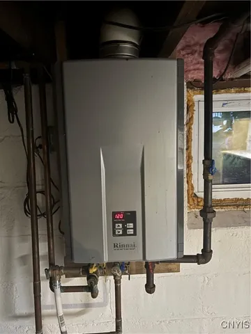 $324,000 | 402 Kingston Road, Utica, NY 13502