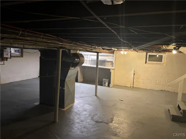 $324,000 | 402 Kingston Road, Utica, NY 13502