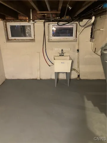 $324,000 | 402 Kingston Road, Utica, NY 13502