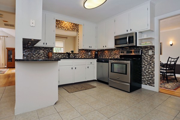 238 Forest Street Needham, MA 02492 - Photo 2 of 26 Gallery Image 2