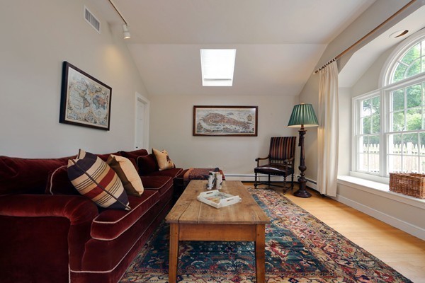 238 Forest Street Needham, MA 02492 - Photo 3 of 26 Gallery Image 3