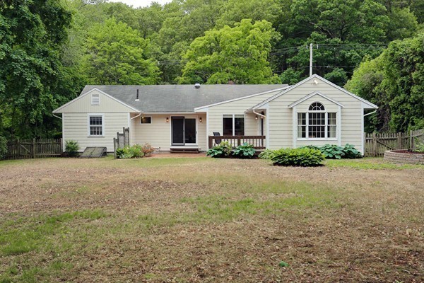 238 Forest Street Needham, MA 02492 - Photo 8 of 26 Gallery Image 8
