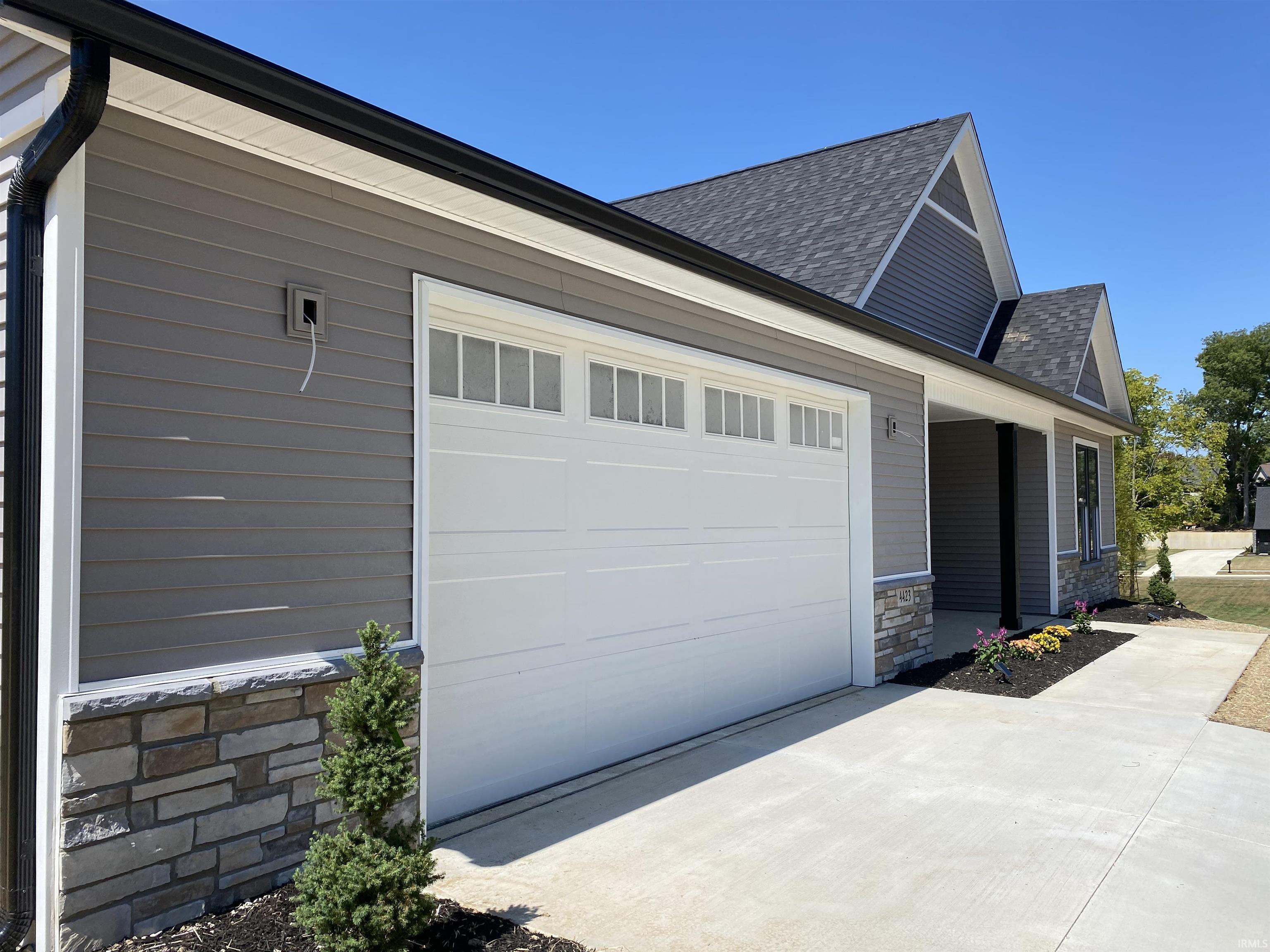 4423 North Kemp Road Bloomington, IN 47404 - Photo 2 of 18 Gallery Image 2