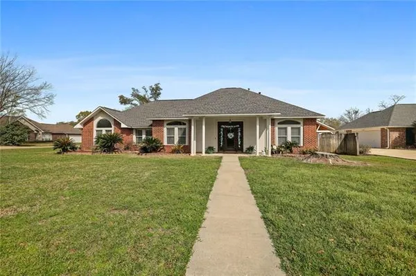 $335,000 | 18055 Bradford Drive, Hammond, LA 70403
