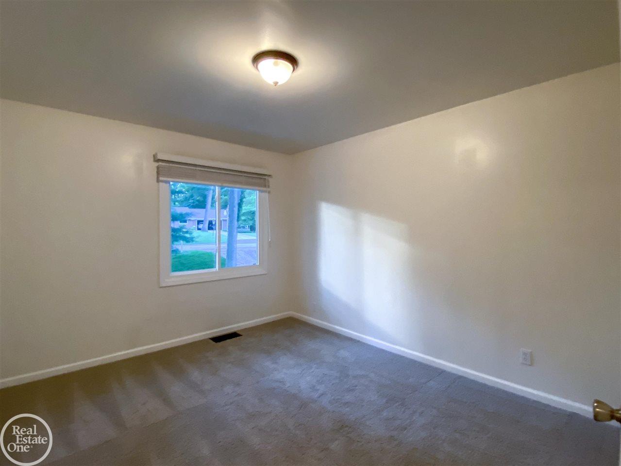 1501 Rochingham Drive Rochester Hills, MI 48309 - Photo 30 of 59