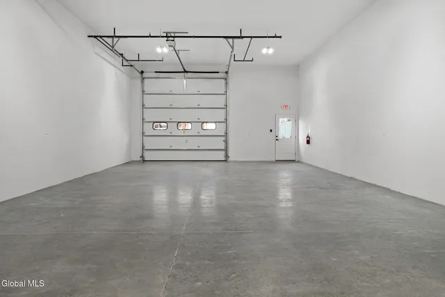 $16 | 46 Maple Avenue, Glenville, NY 12302