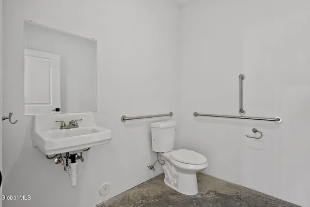 $16 | 46 Maple Avenue, Glenville, NY 12302