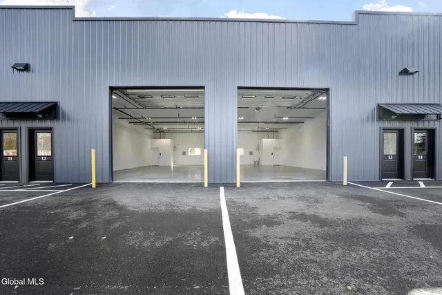 $16 | 46 Maple Avenue, Glenville, NY 12302