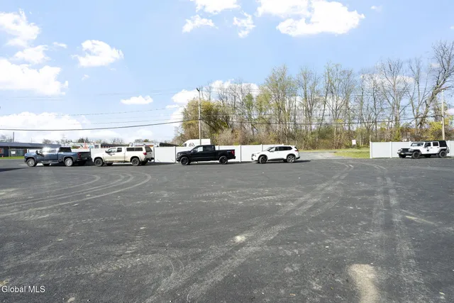 $16 | 46 Maple Avenue, Glenville, NY 12302