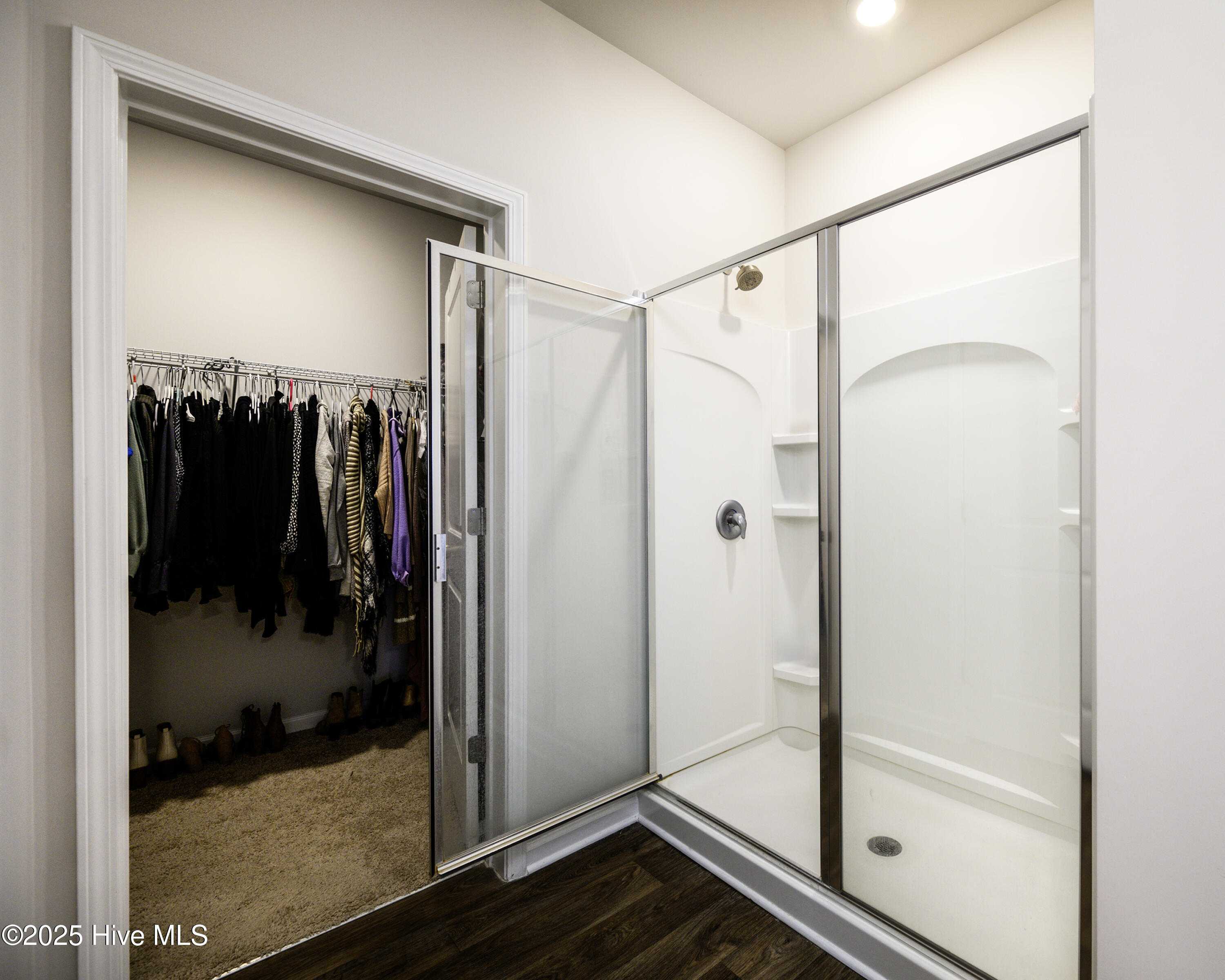 417 Frida Road New Bern, NC 28560 - Photo 28 of 56 Walk-in Shower