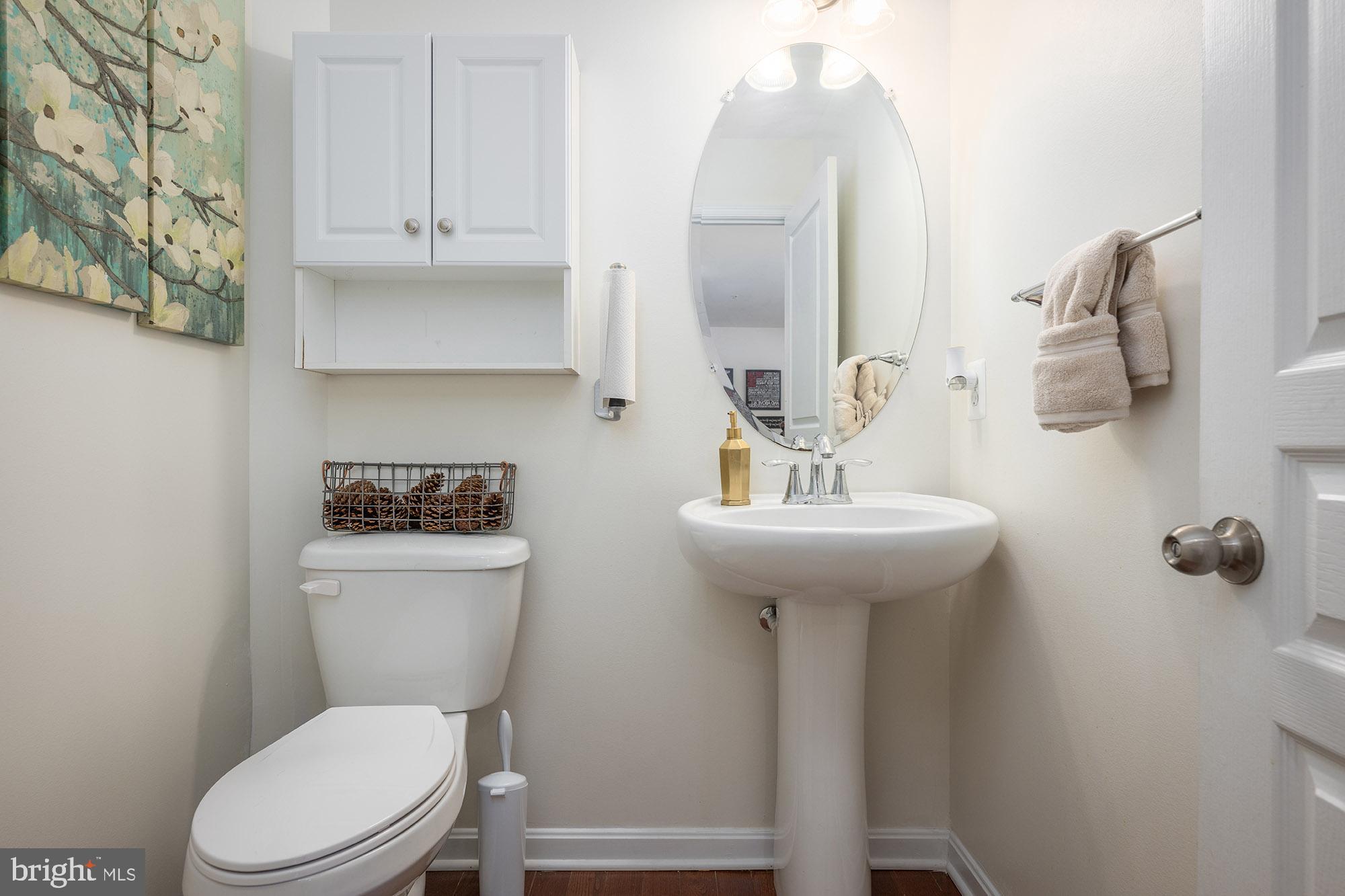 1456 Viridian Road Aberdeen, MD 21001 - Photo 14 of 58 Powder Room