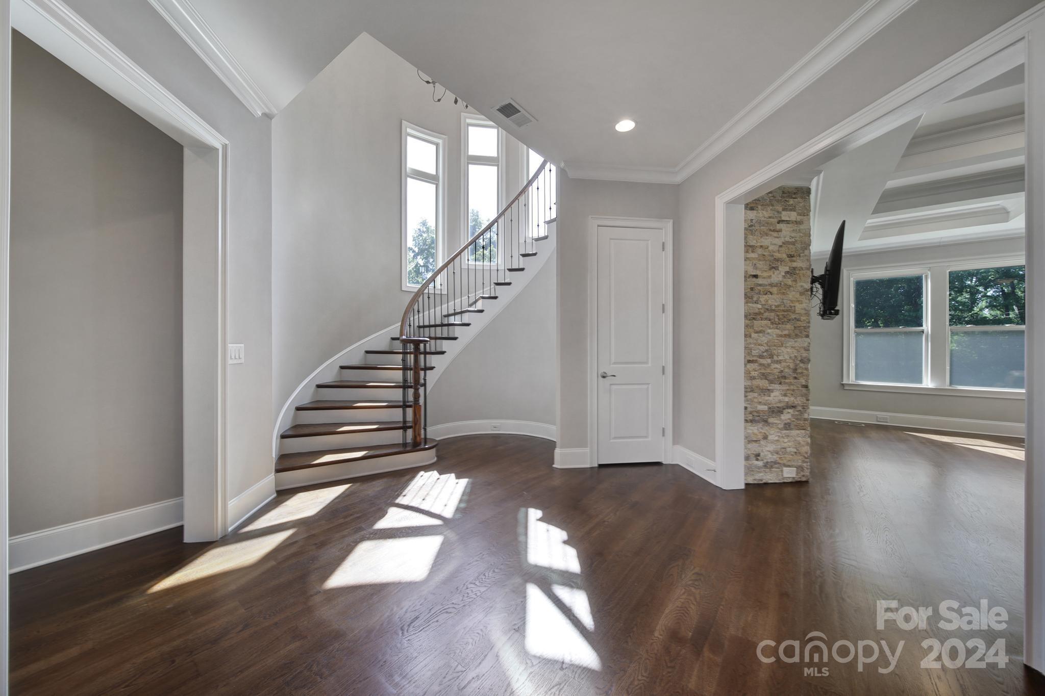 406 North Sharon Amity Road Charlotte, NC 28211 - Photo 15 of 40 Gallery Image 15
