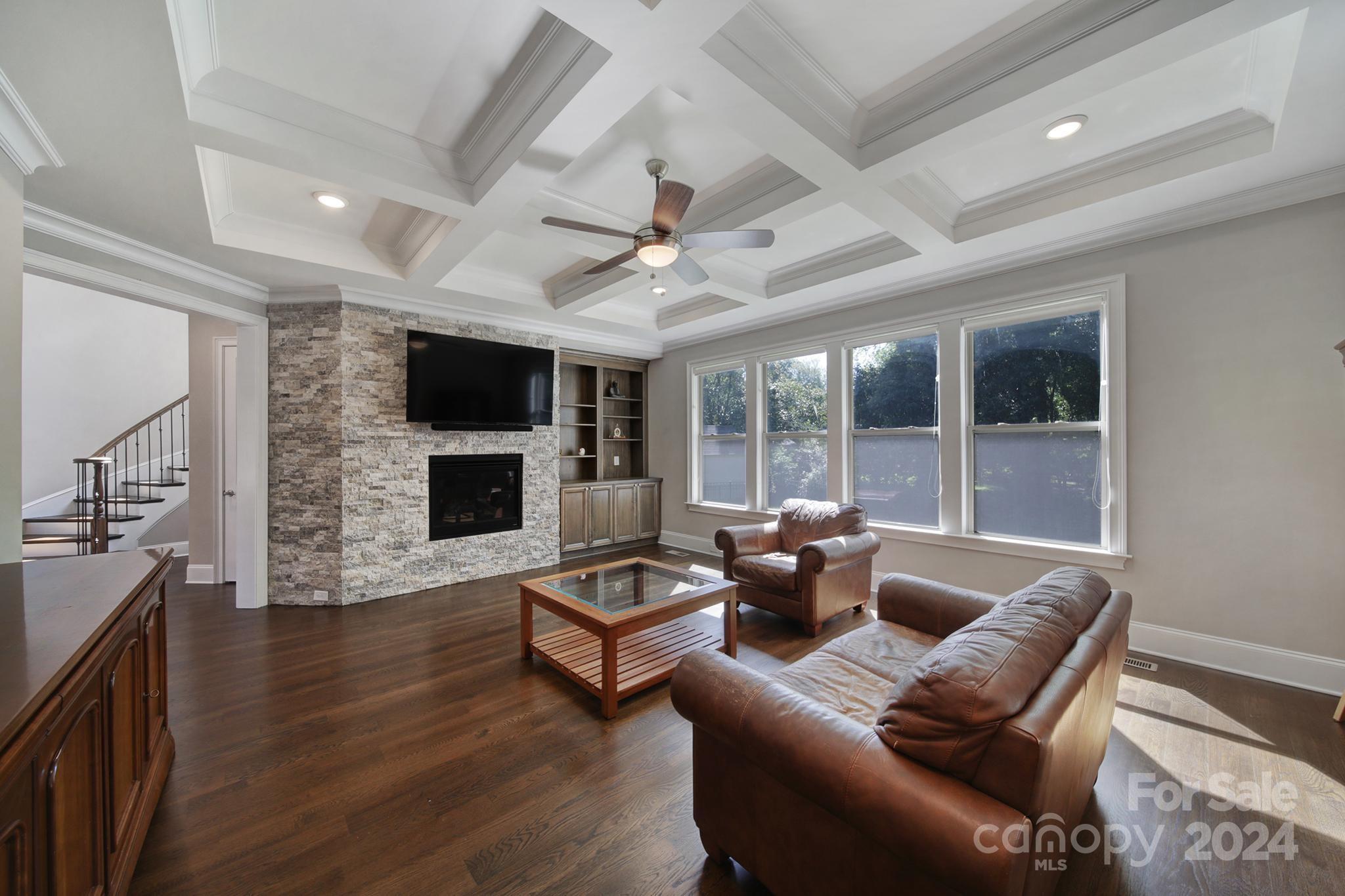 406 North Sharon Amity Road Charlotte, NC 28211 - Photo 5 of 40 Gallery Image 5