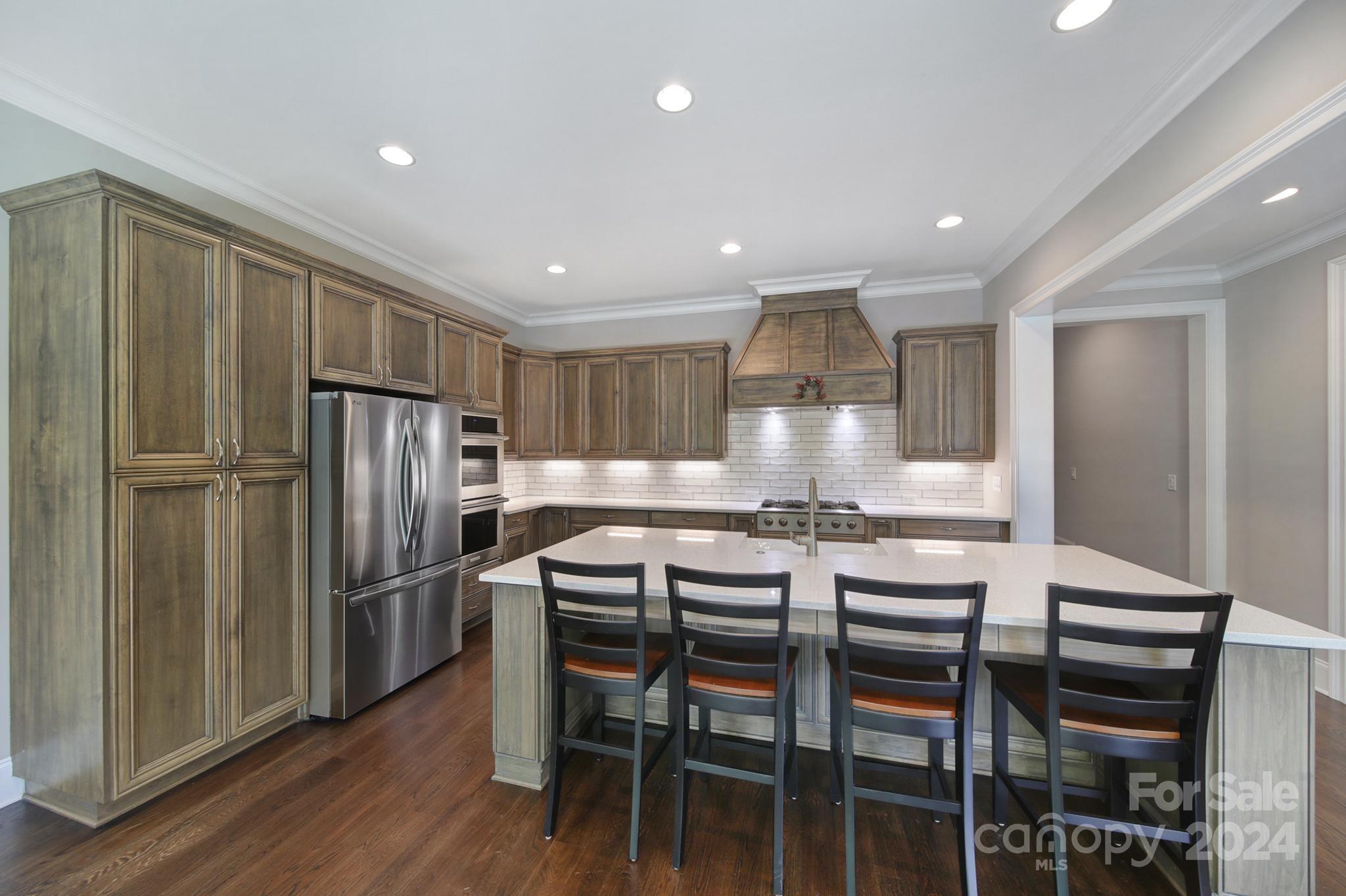 406 North Sharon Amity Road Charlotte, NC 28211 - Photo 7 of 40 Gallery Image 7