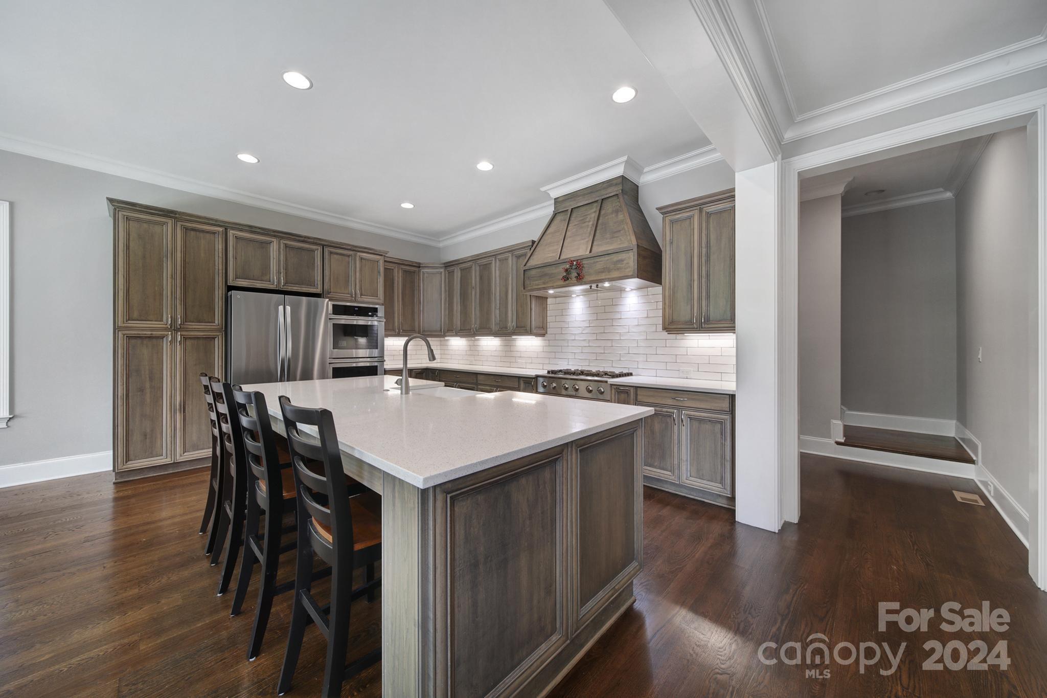 406 North Sharon Amity Road Charlotte, NC 28211 - Photo 8 of 40 Gallery Image 8