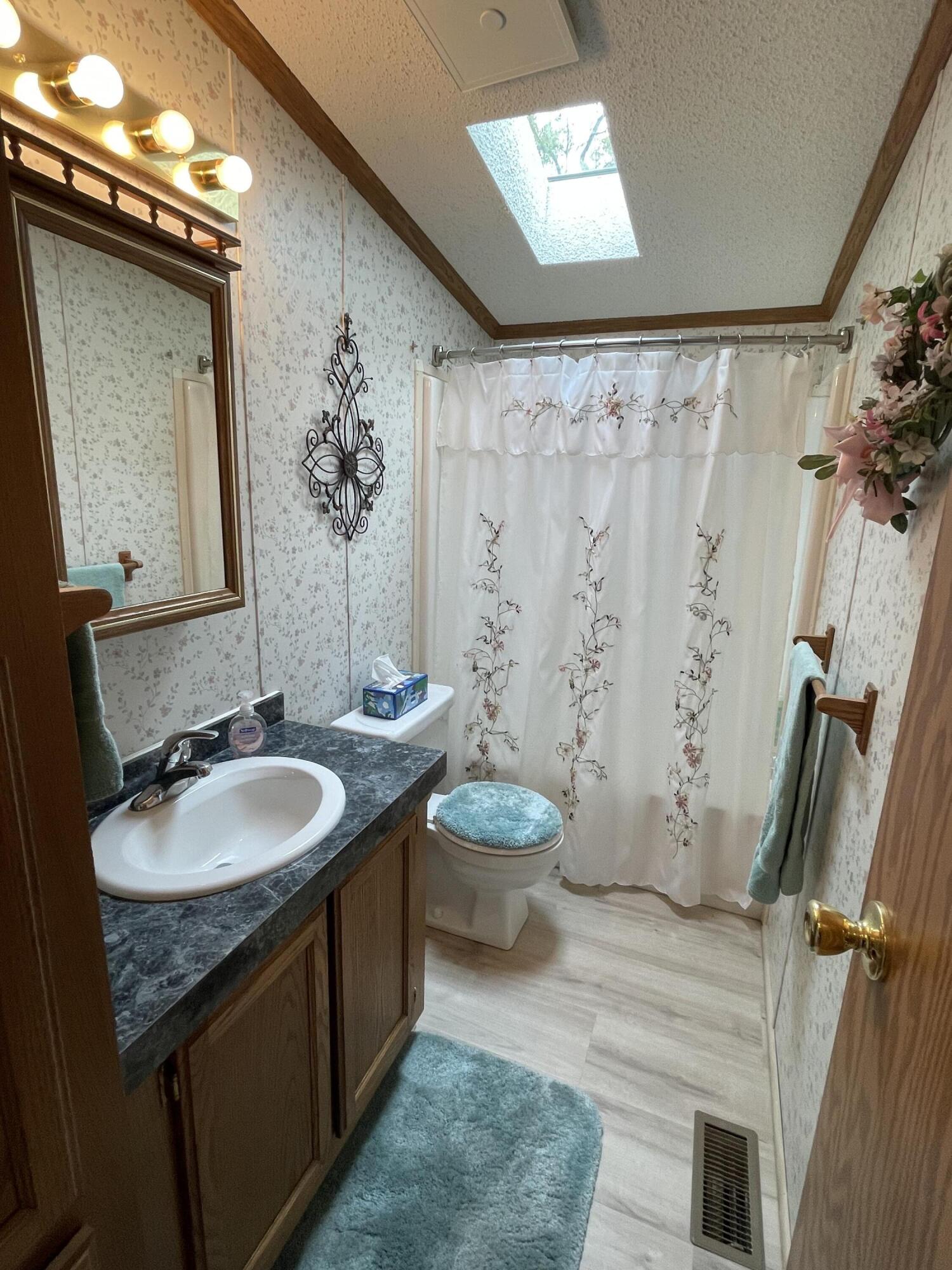 125 South Maple Road Branch, MI 49402 - Photo 22 of 58 IMG_2803