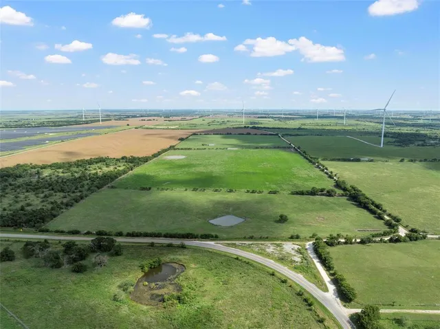 $1,237,500 | 124 Lcr 124, Mount Calm, TX 76673