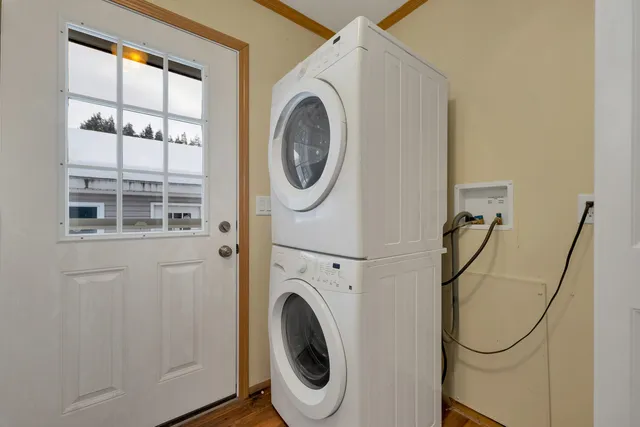 $169,000 | 21 Mansfield Woods Way, New Hampton, NH 03256