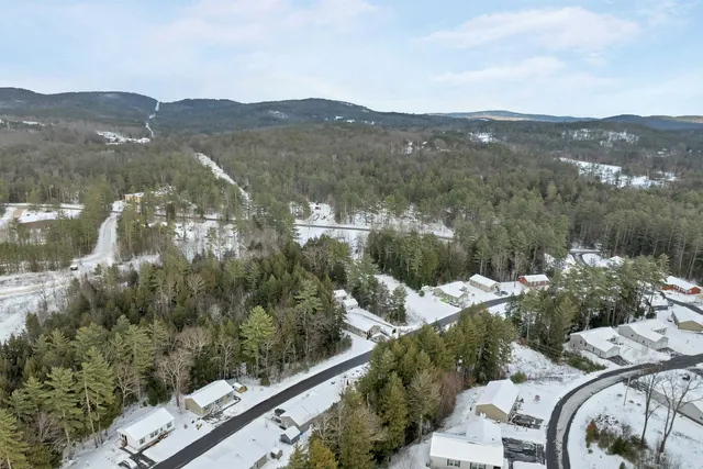 $169,000 | 21 Mansfield Woods Way, New Hampton, NH 03256