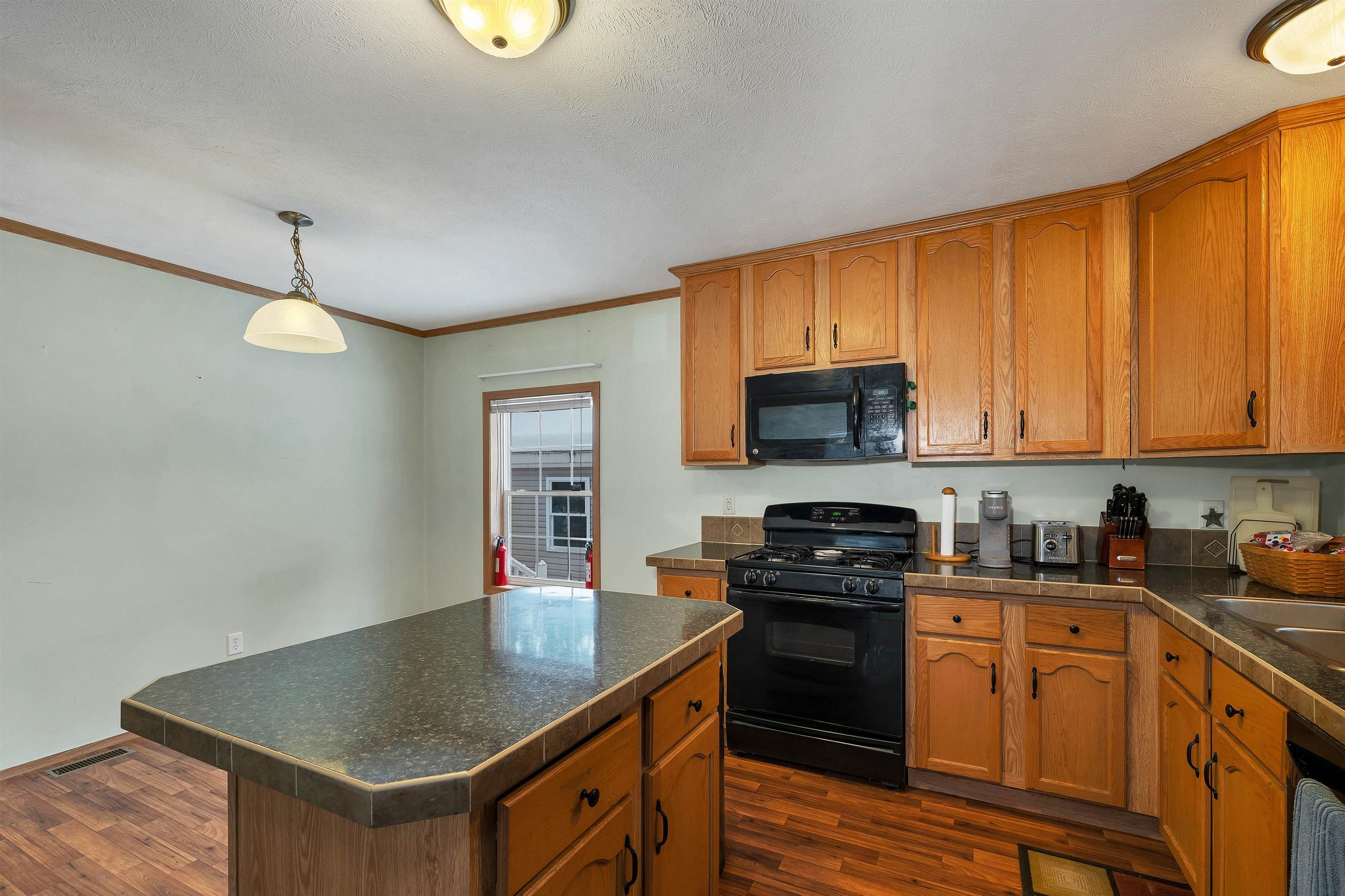 21 Mansfield Woods Way New Hampton, NH 03256 - Photo 10 of 44