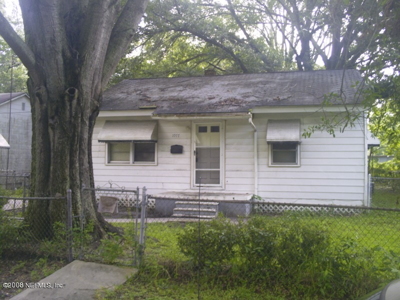 1077 Rhonda Road Jacksonville, FL 32254 - Photo 1 of 1 Front