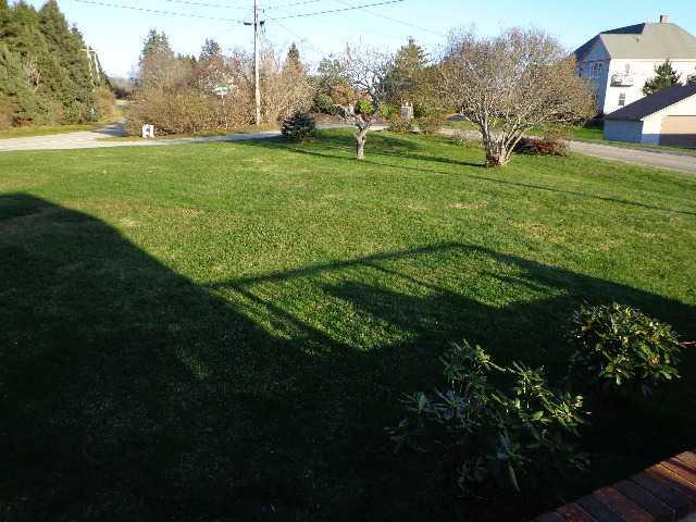 1 McKenney Point Road Cape Elizabeth, ME 04107 - Photo 3 of 4 Yard/Garden.
