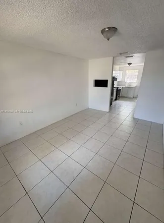 $2,100 | 1622 Sunrise Boulevard, Homestead, FL 33033