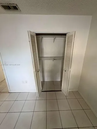 $2,100 | 1622 Sunrise Boulevard, Homestead, FL 33033