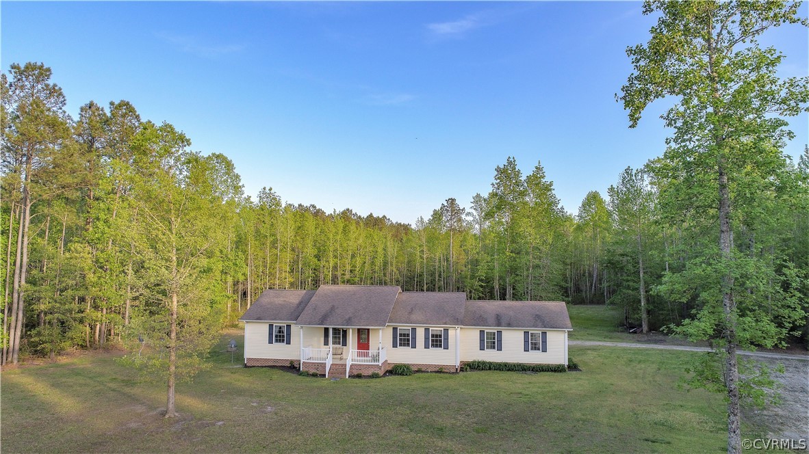 24392 Cabin Point Road Waverly, VA 23890 - Photo 5 of 33 Gallery Image 5