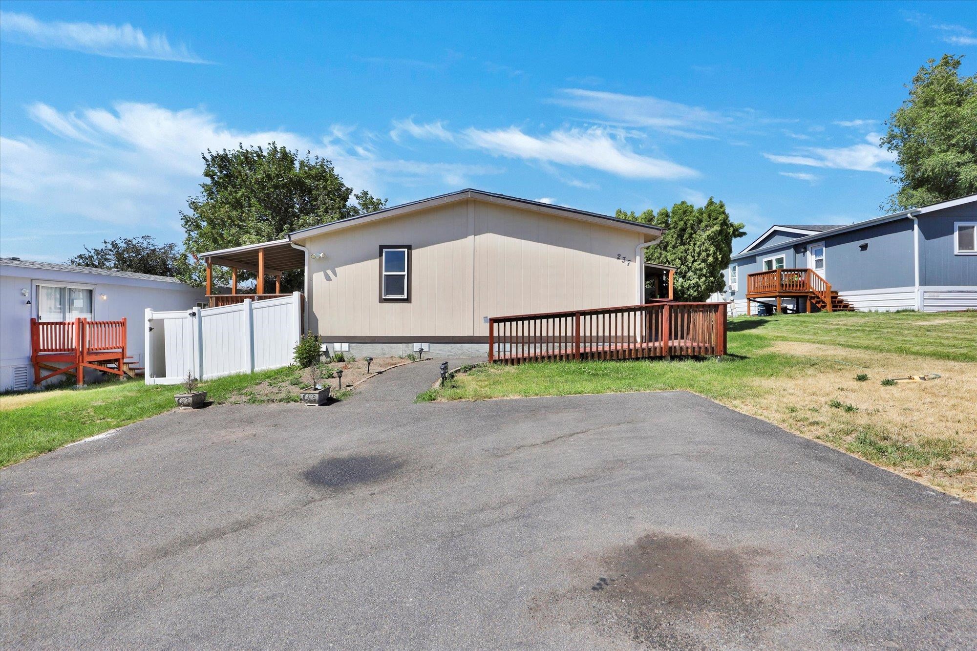 2201 North Craig Road, Unit 237 Spokane, WA 99224 - Photo 1 of 34 Gallery Image 1