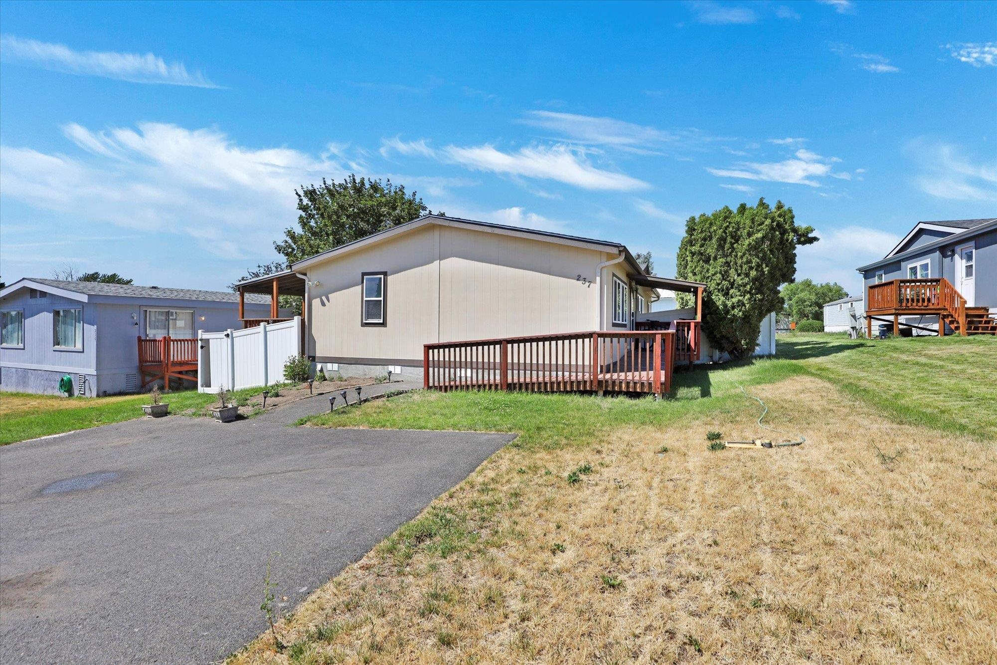 2201 North Craig Road, Unit 237 Spokane, WA 99224 - Photo 3 of 34 Gallery Image 3