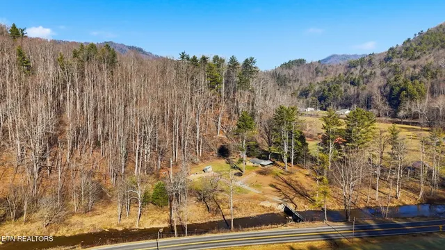 $350,000 | 8485 North Highway 91 North, Laurel Bloomery, TN 37680