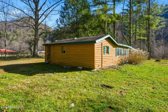 $350,000 | 8485 North Highway 91 North, Laurel Bloomery, TN 37680