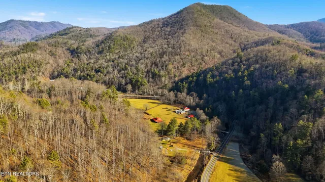 $350,000 | 8485 North Highway 91 North, Laurel Bloomery, TN 37680