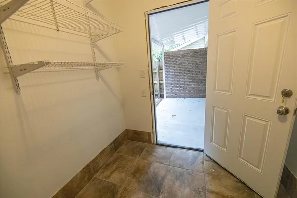 $189,900 | 740 North Fairfield Drive, Pensacola, FL 32506