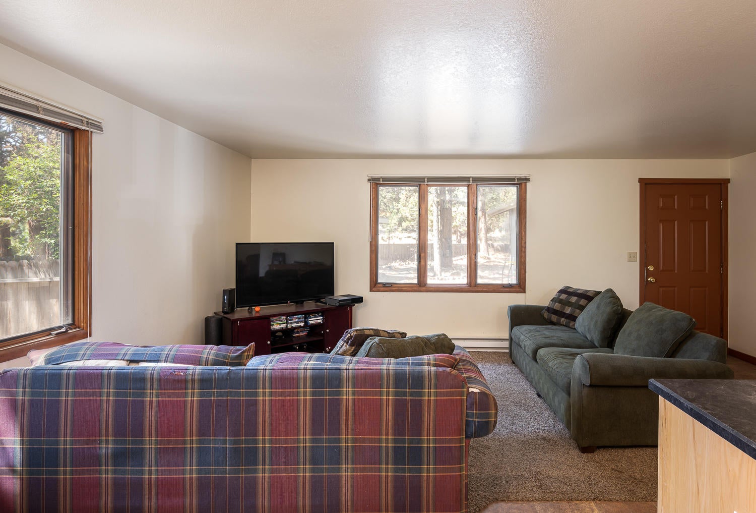 1833 Southwest Forest Ridge Avenue Bend, OR 97702 - Photo 8 of 24 1833 Forest Ridge - MLS-3842