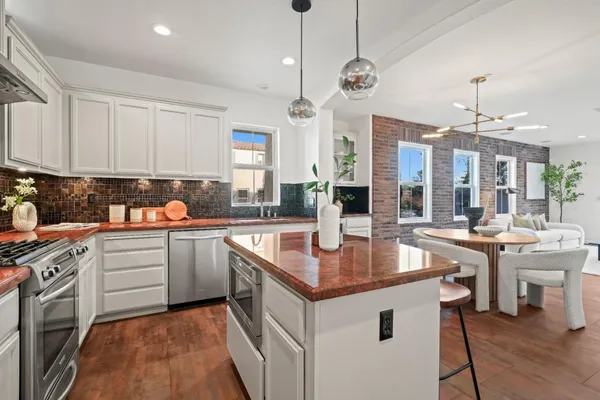 $1,598,000 | 451 Chagall Street, Mountain View, CA 94041