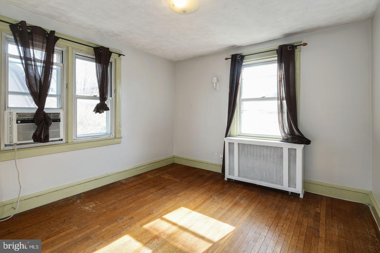 18 Gladstone Road Lansdowne, PA 19050 - Photo 15 of 23
