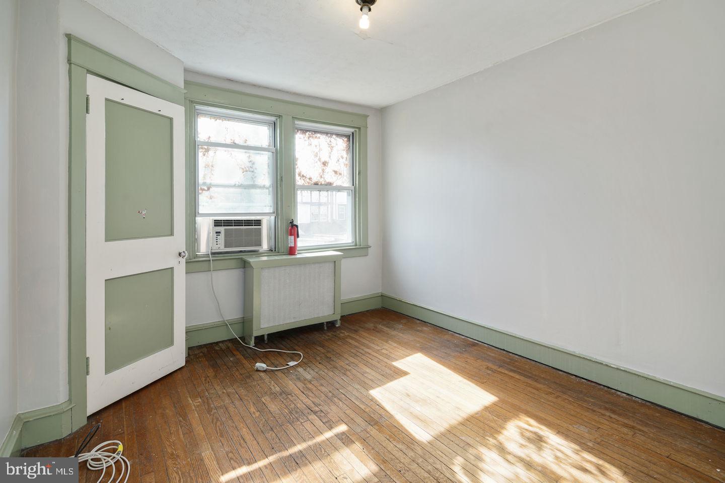 18 Gladstone Road Lansdowne, PA 19050 - Photo 16 of 23