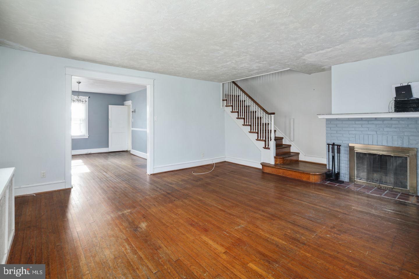 18 Gladstone Road Lansdowne, PA 19050 - Photo 4 of 23
