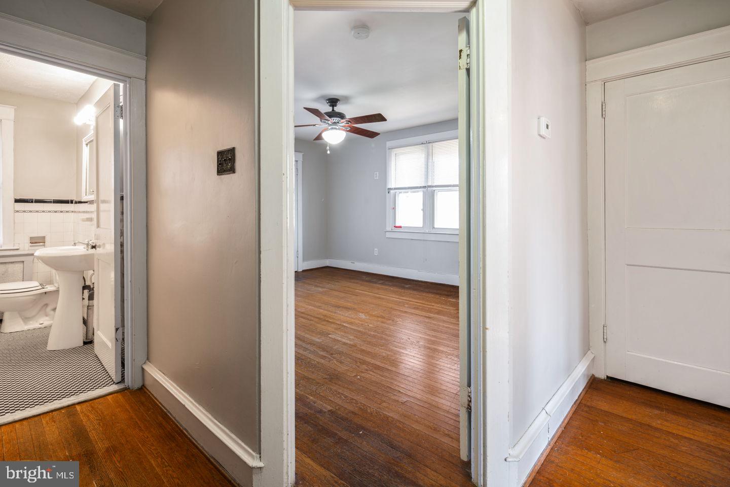 18 Gladstone Road Lansdowne, PA 19050 - Photo 10 of 23