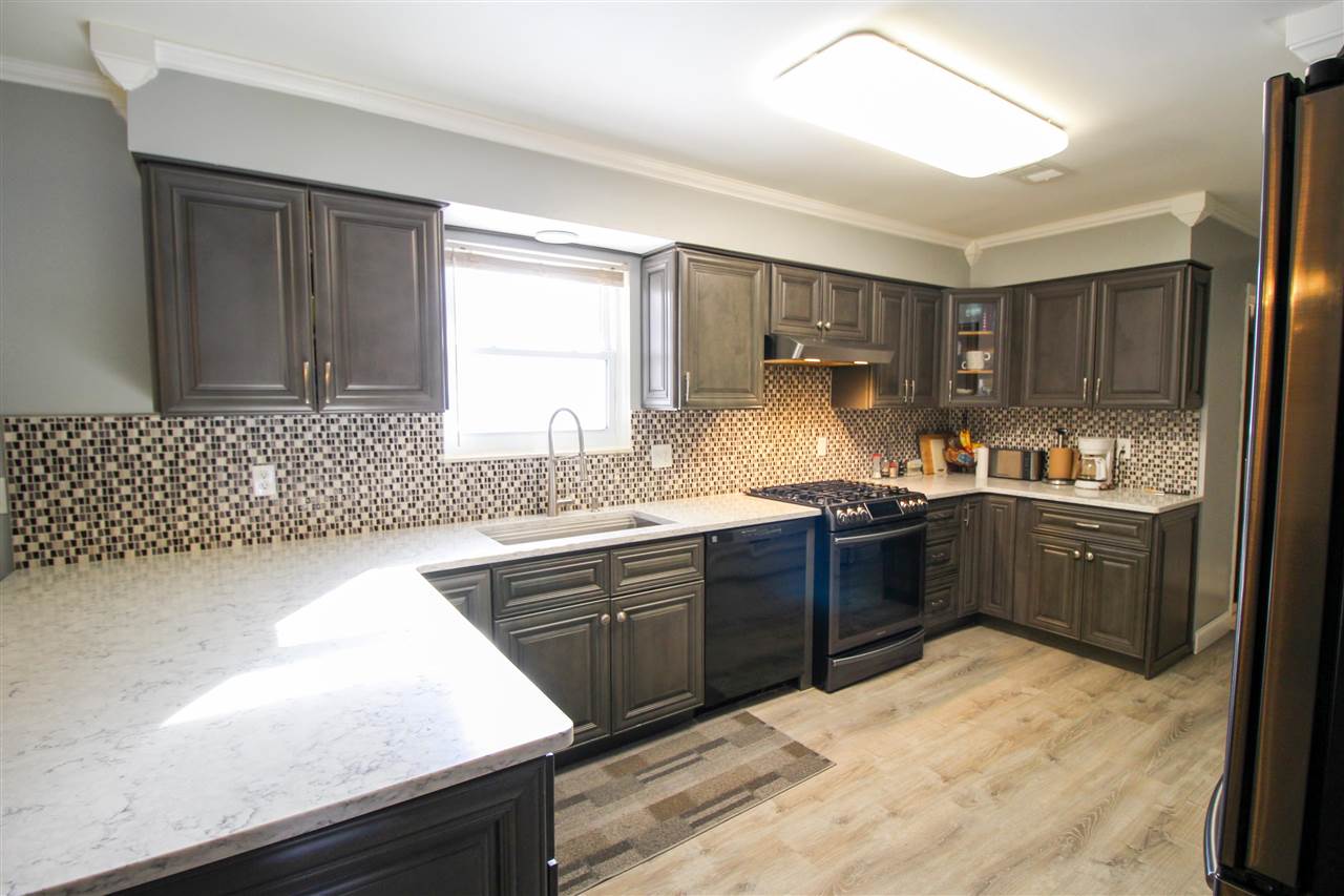5185 West Wilson Road Clio, MI 48420 - Photo 8 of 30 50065461-7.JPG