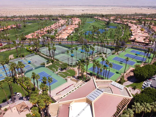 $609,000 | 38657 Dahlia Circle, Palm Desert, CA 92211