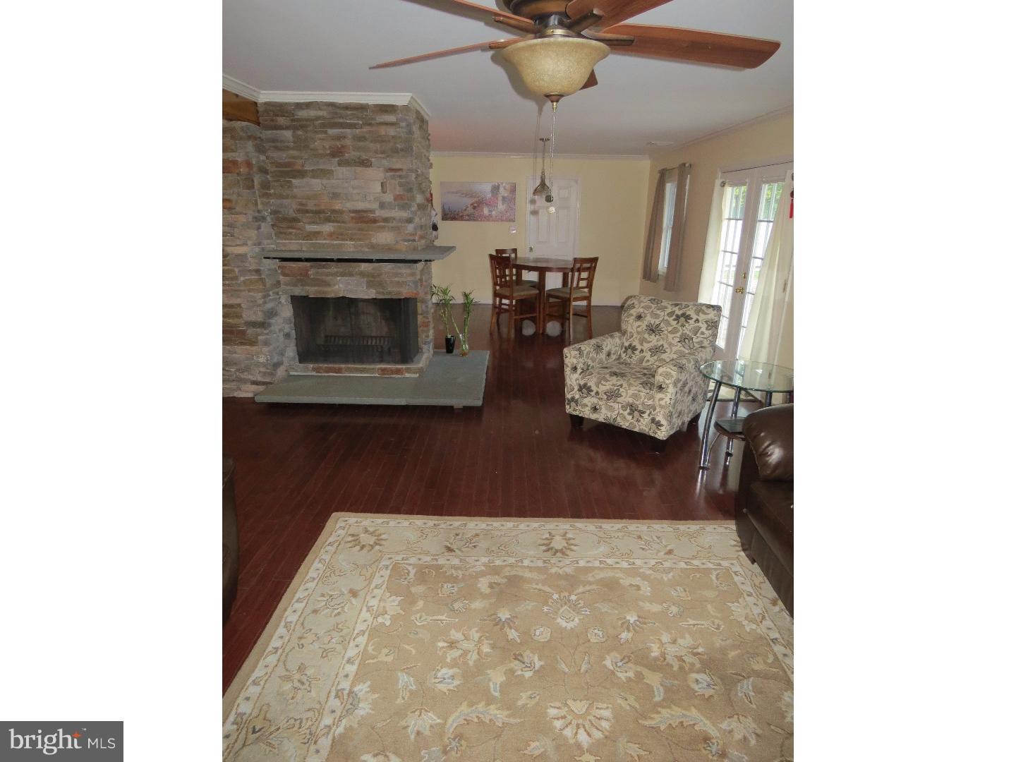 45 Spinythorn Road Levittown, PA 19056 - Photo 14 of 25 Gallery Image 14