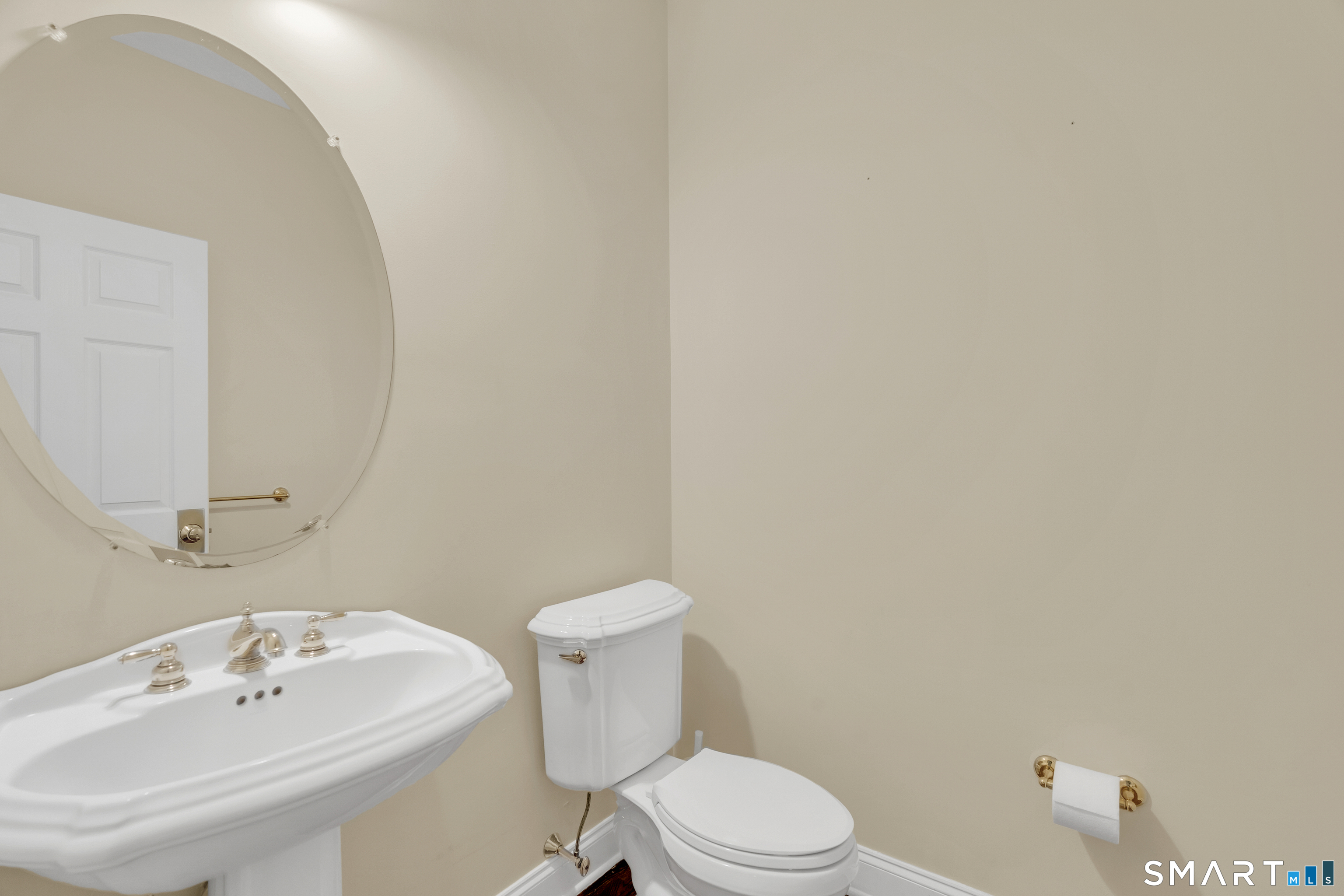 105 Beecher Road Woodbridge, CT 06525 - Photo 22 of 40