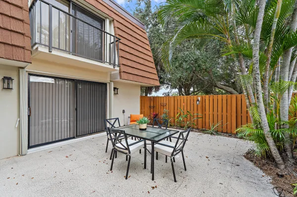 $2,850 | 3052 30th Court, Jupiter, FL 33477