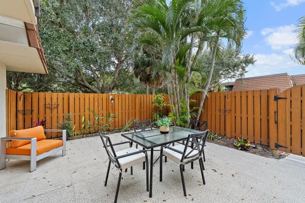 $2,850 | 3052 30th Court, Jupiter, FL 33477