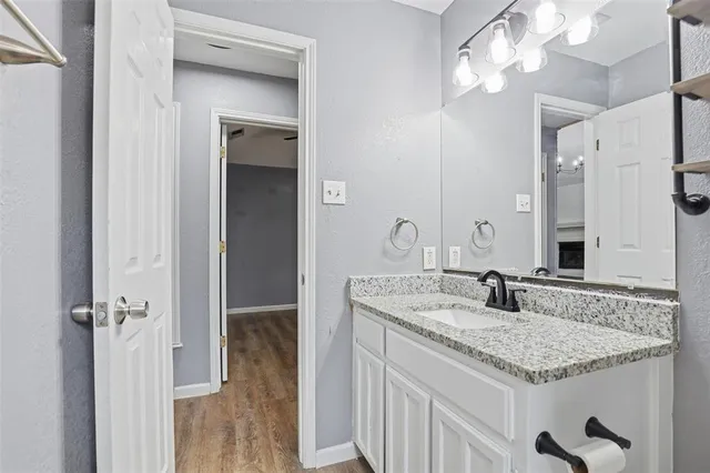 $239,999 | 820 Nicole Drive, Burleson, TX 76028