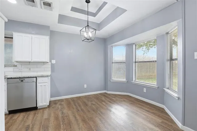 $239,999 | 820 Nicole Drive, Burleson, TX 76028