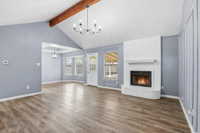 $239,999 | 820 Nicole Drive, Burleson, TX 76028